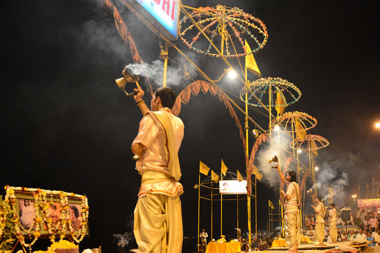 Evening Boat ride on river Ganges and Arti Ceremony in Varanasi